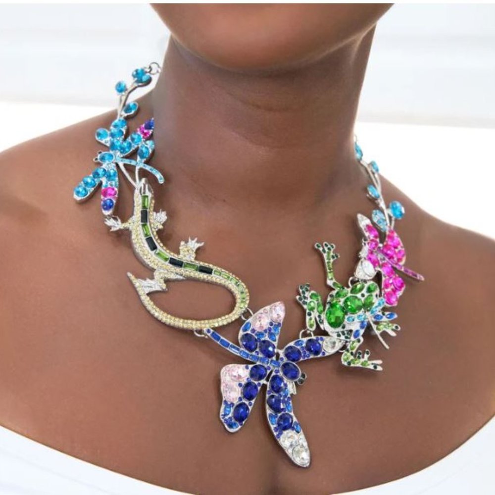 Sassy Jones Laguna Bib and Bracelet